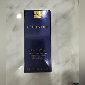 2 NEW ‼️ Estée Lauder double wear “dusk”